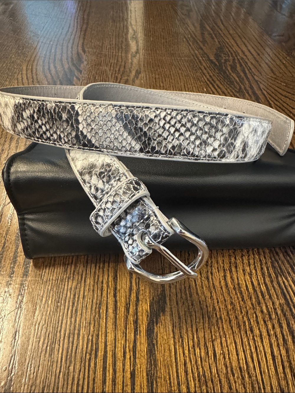 Anthropologie snake python gray leather belt leather medium new